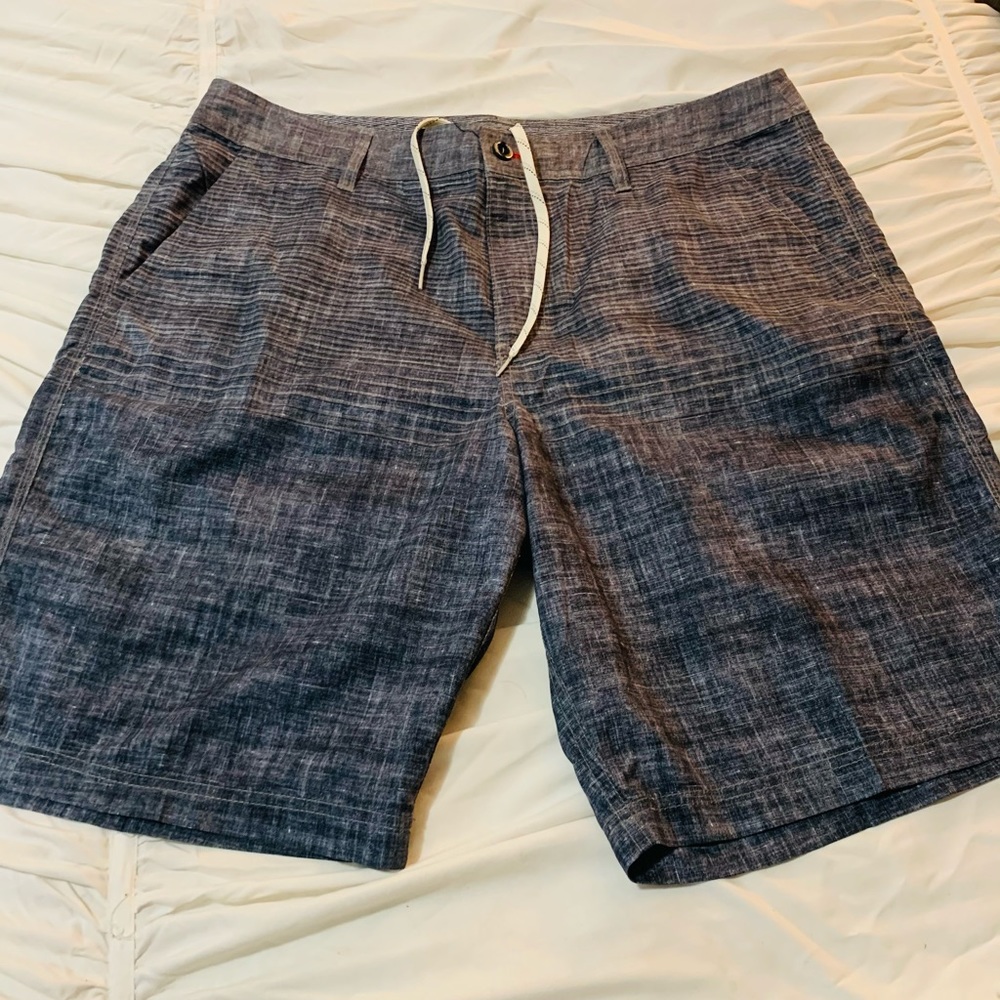 O'Neill Ventura Hybrid 22" Board shirts